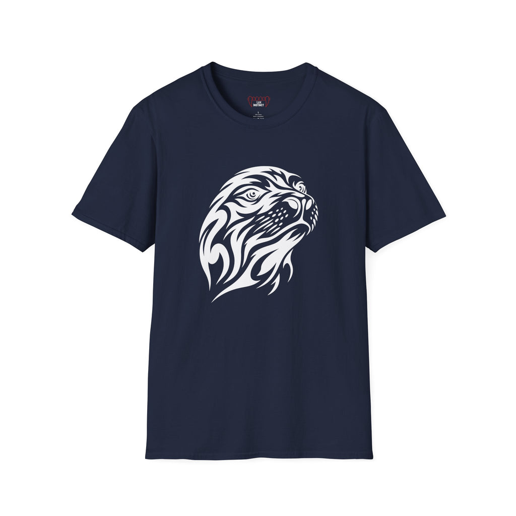 Gazing Sea Leopard T-shirt