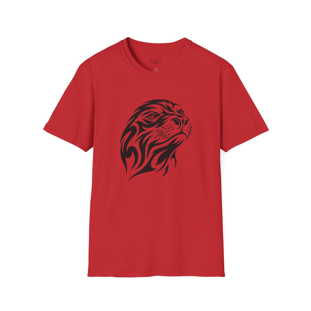 Gazing Sea Leopard T-shirt