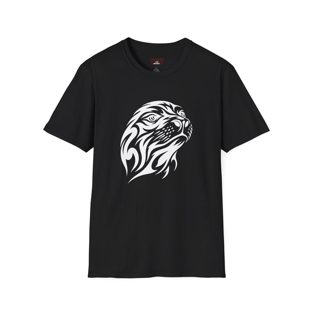 Gazing Sea Leopard T-shirt